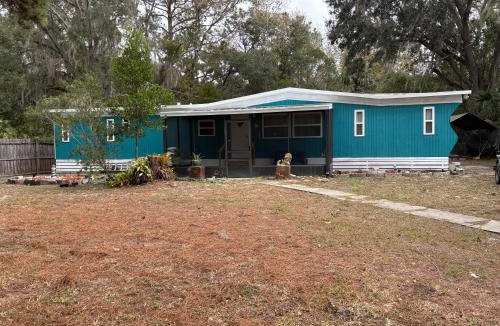 Crystal River House | Prime Crystal River location!