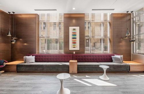 Old Town Apartment | Prime Downtown Condo - St Lawrence Parking