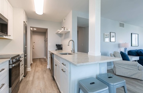 Eastport Condo | Prime Eastport Location - Waterfront Condo with Parking
