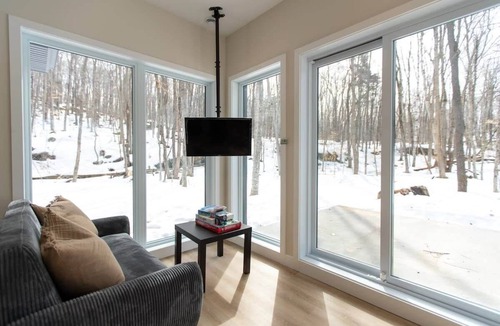 Pine Hill Ski Chalet | Prime Hill Escape Lodge- Près de Tremblant
