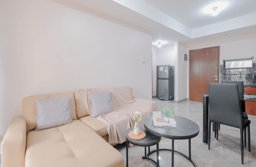 Karet Apartment | Prime Location 1Br At The Wave Kuningan Apartment