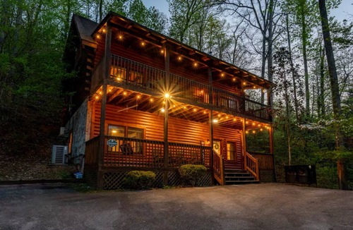 Pigeon Forge Cabin | Prime Location! 1mi to Parkway, Sauna, Game Room!