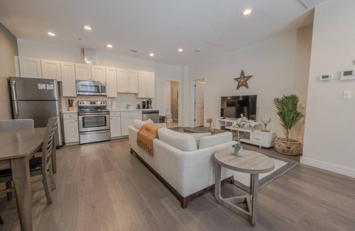 Downtown Boston Apartment | Prime Location | Beacon Hill & Financial District