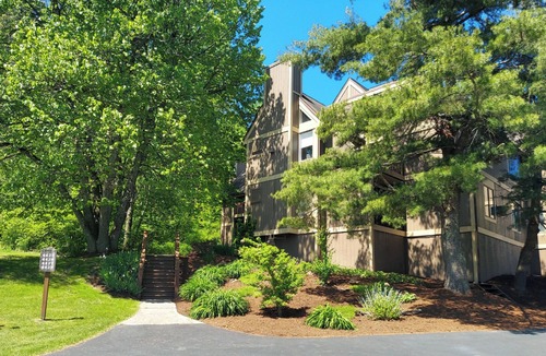 Clymer Condo | Prime Location! Clean 3 BDRM/3 FULL BATH. Next to MountainAdventures & MainLodge