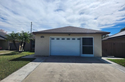 Indian Wells Villa | Prime Location! Cozy Villa Near Disney & More