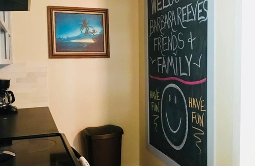 Grand Haven Cottage | Prime Location Downtown! Walk To Everything!