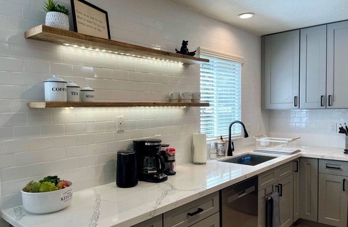 Murphys House | Prime Location, Downtown Murphys