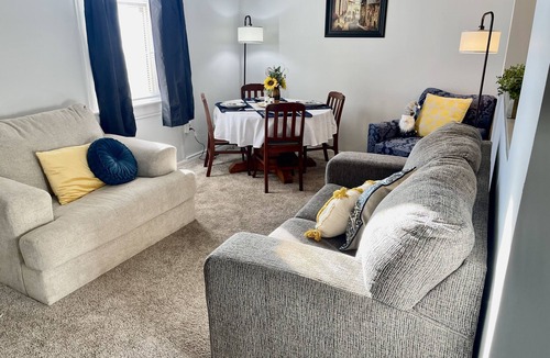 Lindsborg Apartment | Prime location for shopping, art galleries, and dining!
