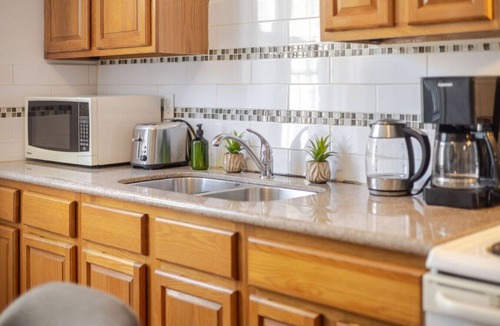 Shaughnessy Village Apartment | Prime Location | Gorgeous 4BR Downtown MTL