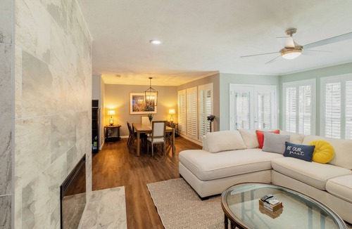 Plano House | Prime Location in Plano Peaceful 3BR/2BA Near Shopping & Dining