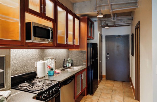 Athens Condo | Prime Location - Modern Studio - Walk Downtown Athens