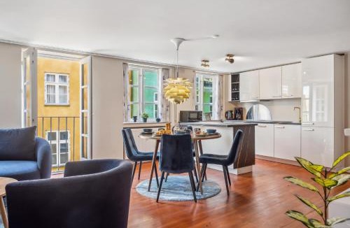 Copenhagen City Centre Apartment | Prime Location - Near Nyhavn & Tivoli Gardens