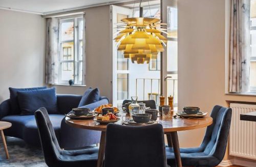 Copenhagen City Centre Apartment | Prime Location - Near Nyhavn & Tivoli Gardens