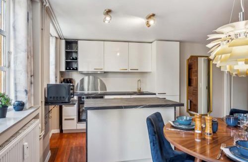 Copenhagen City Centre Apartment | Prime Location - Near Nyhavn & Tivoli Gardens
