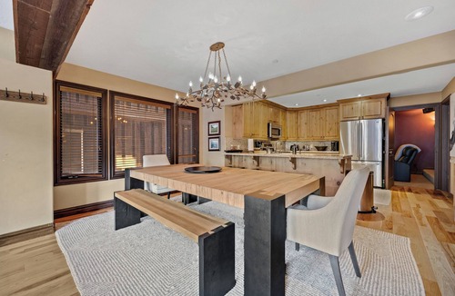 Deer Valley House | Prime location on Deer Valley Drive. Walk to Main, 3 Minute Shuttle to the Lifts!