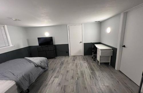 Argyle Apartment | Prime Location Studio with Separate amenities