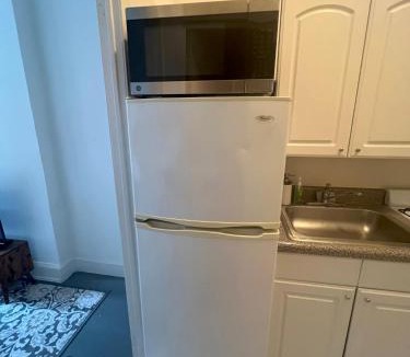 Kips Bay Apartment | Prime Location Stylish Apartment