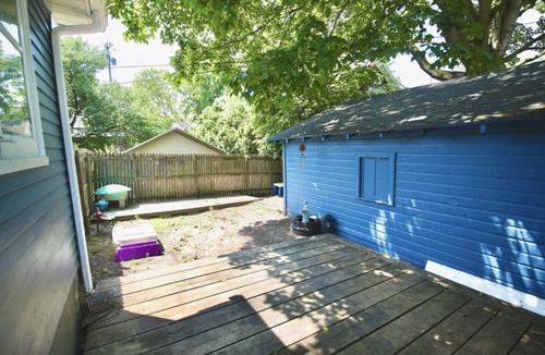 Goshen House | Prime location