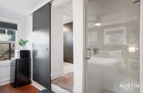 Clarksville House | Prime Location w King Accommodations Near Downtown