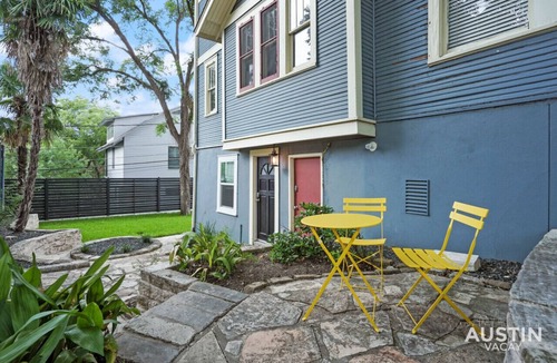 Clarksville House | Prime Location w King Accommodations Near Downtown