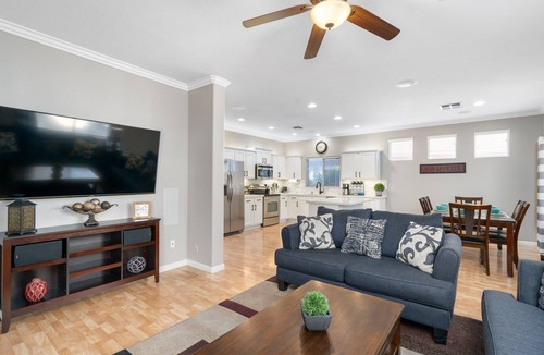 Fincher Farms House | Prime Location, W/Movie Room, Air Hockey, Hot Tub &Close to Food & Entertainment