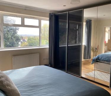 Hanger Hill House | Prime Location Wembley Stadium London