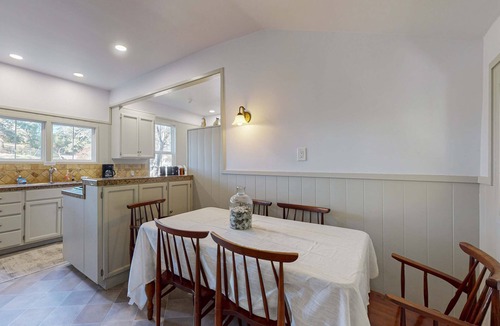 Mendocino House | Prime Mendocino Retreat with Hot Tub & 2 Kitchens