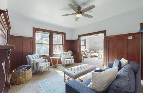 Mendocino House | Prime Mendocino Retreat with Hot Tub & 2 Kitchens