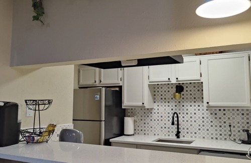 Far North Dallas Condo | Prime North Dallas Location, Gated Entire 1BR/1BA, Corporate & Extended stay