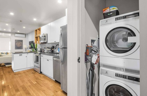 Bowery Apartment | Prime NYC Location 4BR Spacious Haven