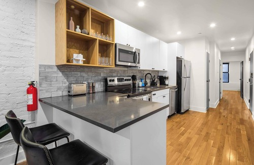 Bowery Apartment | Prime NYC Location 4BR Spacious Haven
