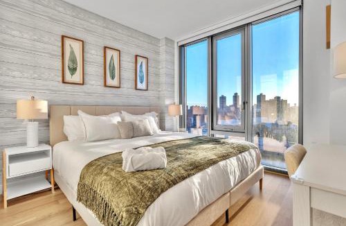 Mott Haven Apartment | Prime NYC Waterfront Gem