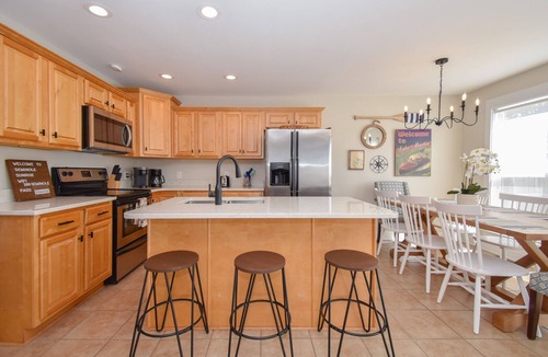 Dadeville House | Prime, Peaceful Waterfront Location! Big, clear water views! Fire table!