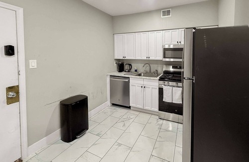 Southwark Apartment | Prime Philly 2BR Apt | 4 Cozy Beds | Central Location