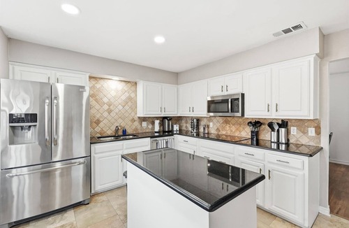 Plano House | Prime Plano 4BR Home with Pool, Arcarde, Ping-pong