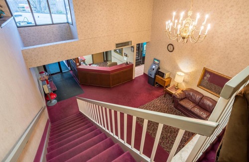 Burnsville Hotel | Prime Rate Inn