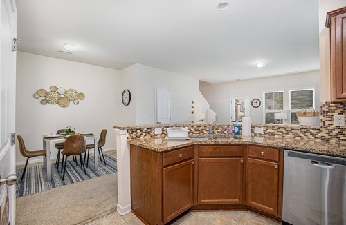 McCain House | Prime Research Triangle Park locale 4 work & easy access to the entire Triangle