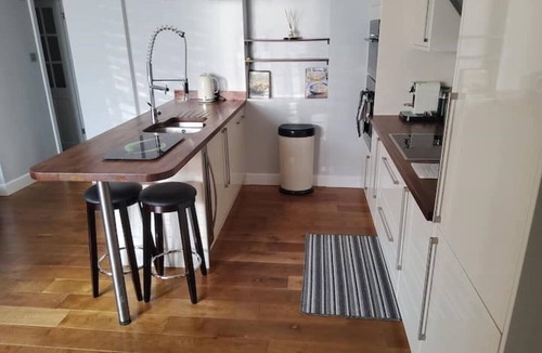 Seafront Apartment | Prime Seafront Location, Free Shared Parking