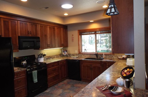 Sunriver House | Prime summer cancellation so grab it quick before it rents again!
