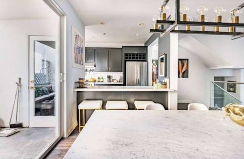 Norma Triangle Apartment | Prime West Hollywood Rooftop Oasis with Rooftop Deck