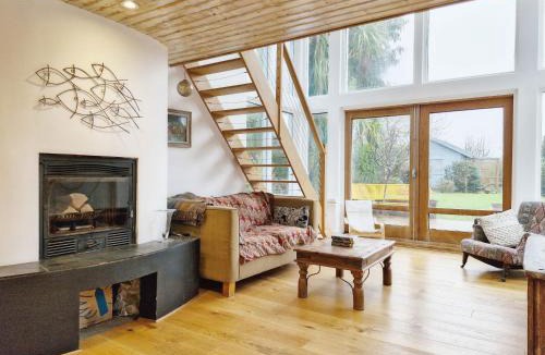 Emsworth House | Primrose Cottage