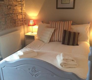 Brazzacott House | Primrose Cottage