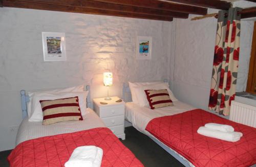 Brazzacott House | Primrose Cottage