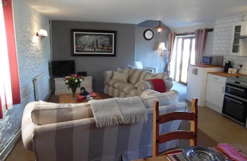 Brazzacott House | Primrose Cottage