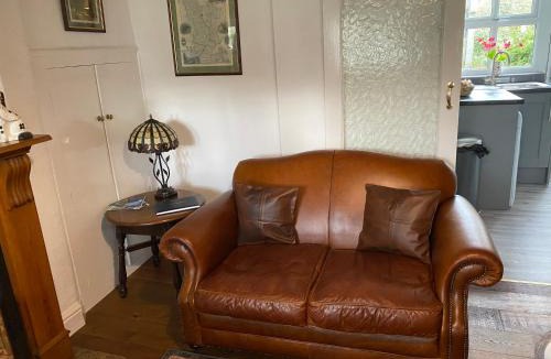 Litton House | Primrose cottage