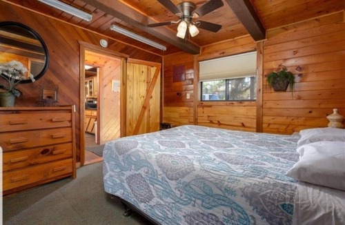 Sulphur Cabin | Primrose Family Lodge