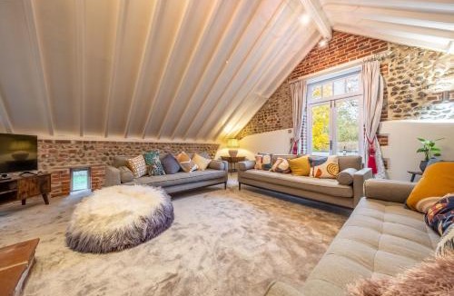 Roughton House | Primrose Farm Barn 14