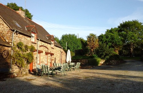 Saint-Connec Cottage | primrose gite Le Cosquer St Connec