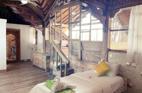 Pemenang House | Princess of Mentigi Bay