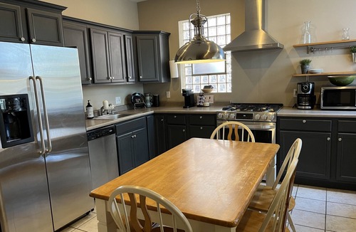 St. Louis House | Princeton Heights House & Yard Stylish~Safe~Walkable